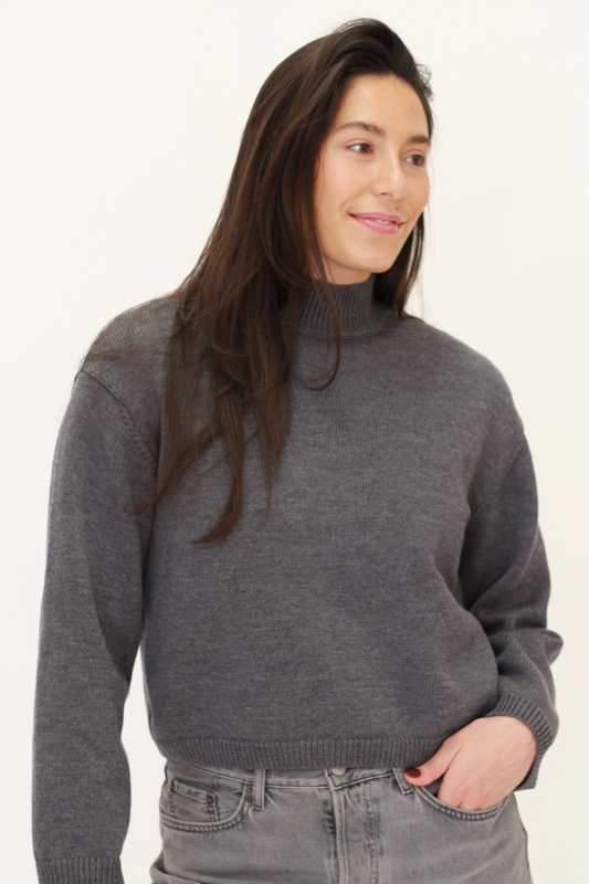 100% extrafine merino wool grey mockneck sweater